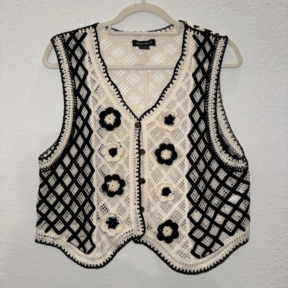 Urban Revivo Women Sz 12 Black White Crochet Knit Cardigan Vest Coastal 90s Boho